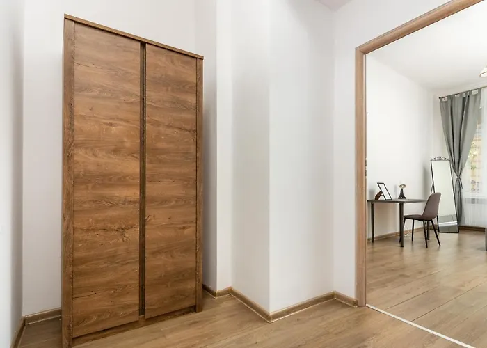 Appartement Kollataja - 2 Bedroom Old Town - By Upstairs *