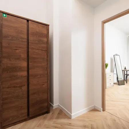 Lejlighed Kollataja - 2 Bedroom Old Town - By Upstairs Kraków